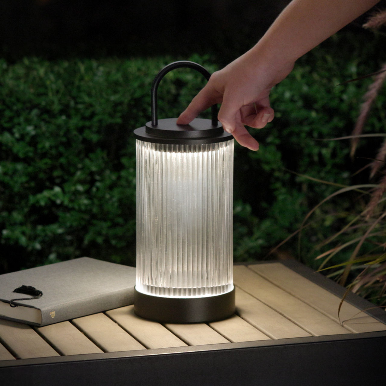 Tawa Accent Rechargeable Table Lamp - SLTB272 | Visual Comfort